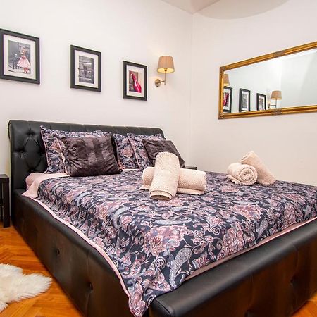 Nina Colosseum Apartment Pula Ngoại thất bức ảnh
